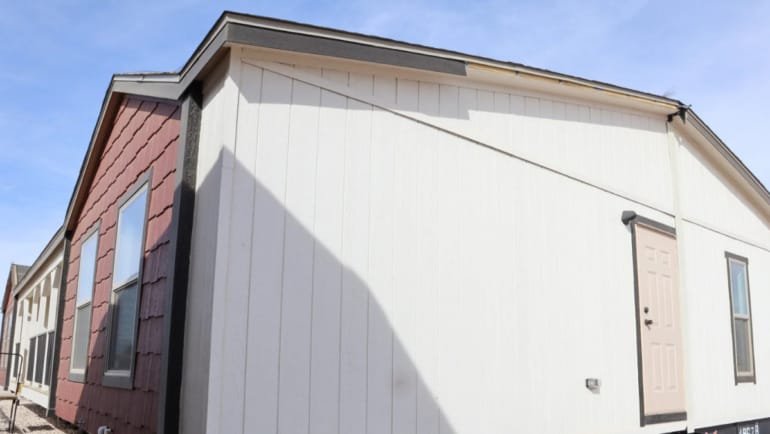 ¿Es necesaria una aseguranza para tu casa móvil? Lo que debes saber si compras con Diamond Mobile Homes en Odessa, TX